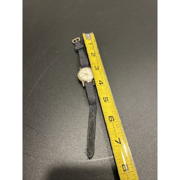 Vintage Timex Girls Scout Brownie Watch Black Leather Band Membership Star Lot - Picture 7 of 13